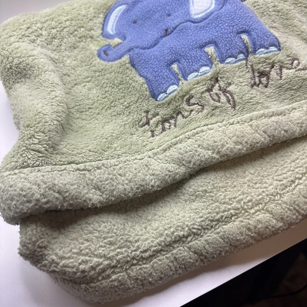 Messages‎ from the Heart Baby Blanket Green Elephant Tons of Love 40x30 VHTF